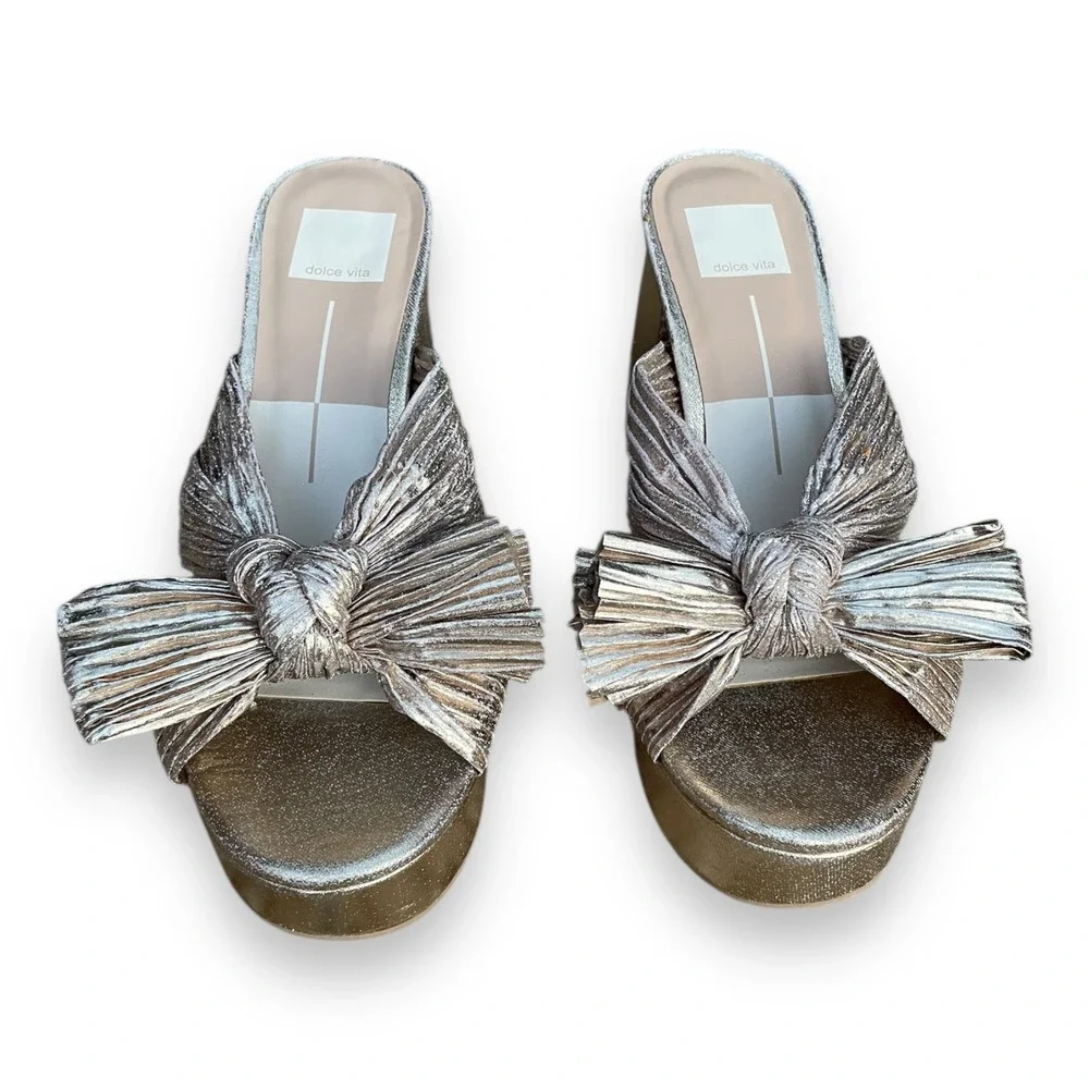 Dolce Vita Blare Gold Metallic Pleated Bow Platform Block Heel Sandals 8.5